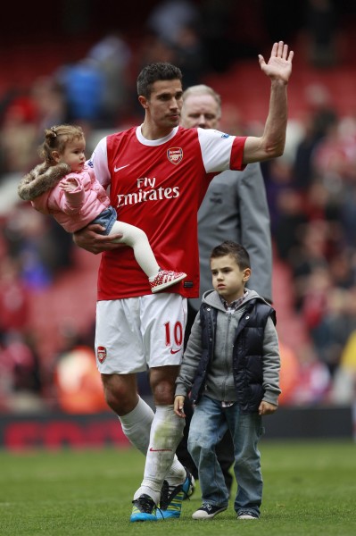 官宣！范尼上演帽子戏法 再次出任荷兰国家队助教