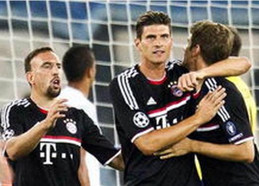 《上古卷轴5》玩家整花活 各种方法拯救主线被龙摔死士兵